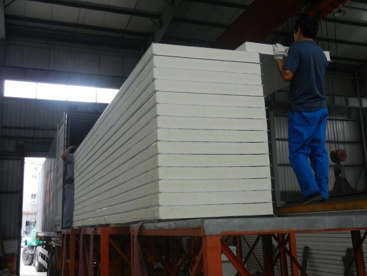 Insulated Metal Panels
